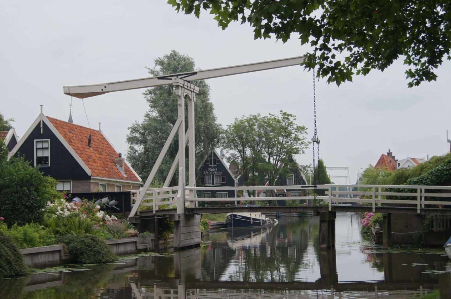 A picture of a bridge in Edam, the Netherlands