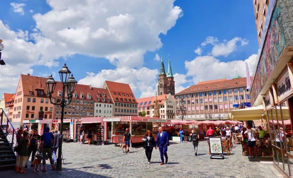 A picture of the pedestrian market square in Nuremberg, Germany