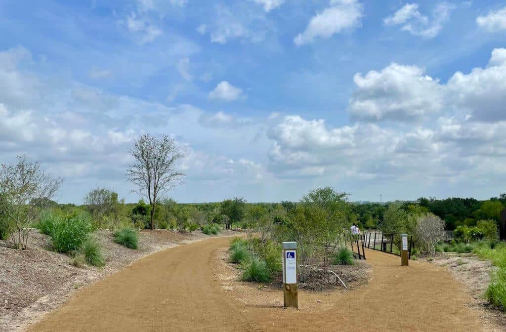 Phil Hardberger Park, San Antonio - Great Trails & Unique Land Bridge ...